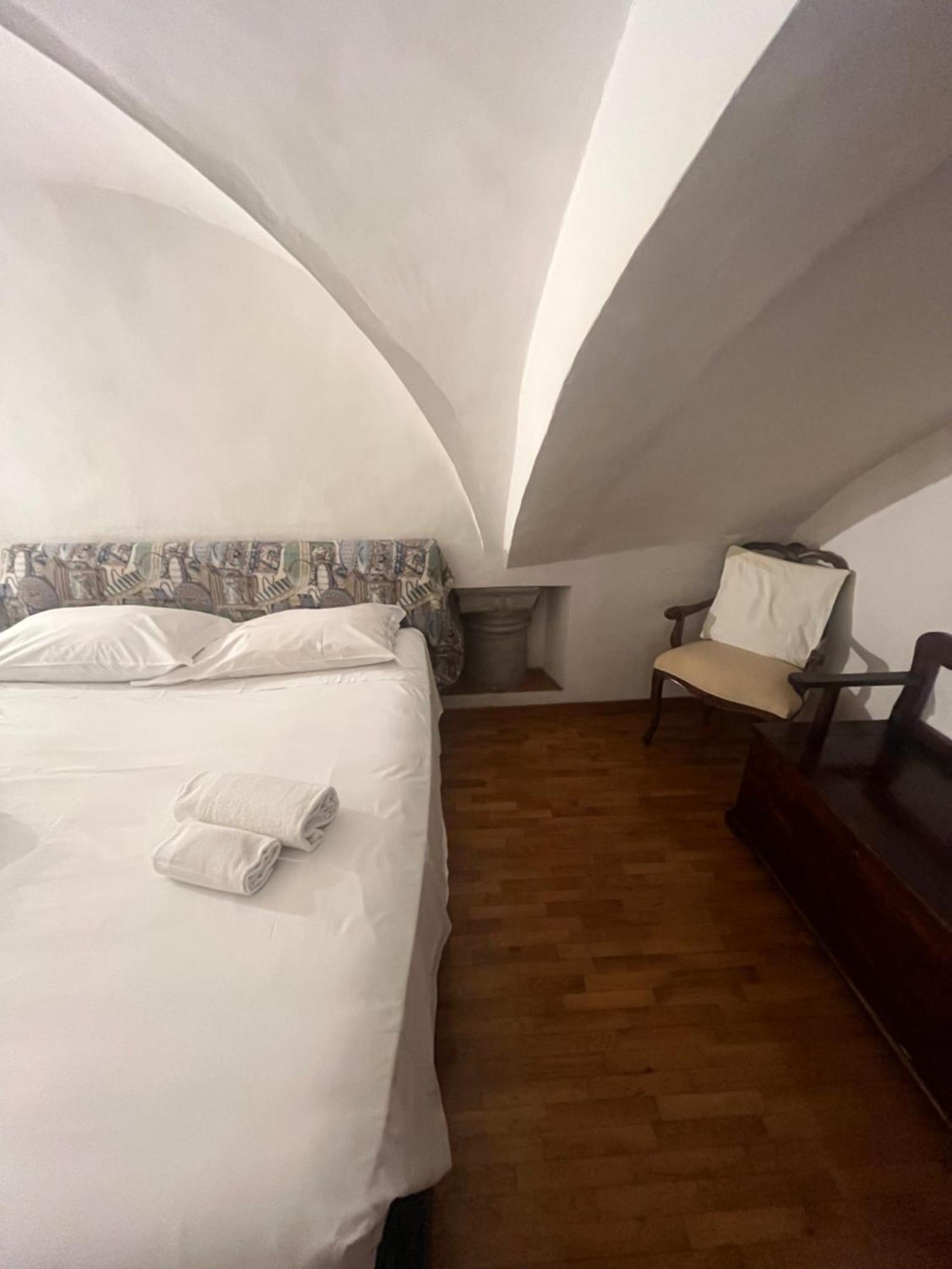 Santo Spirito Apartment Флоренція Екстер'єр фото